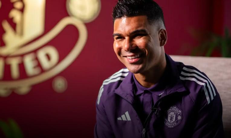 星空体育登录入口-卡塞米罗：曼联球迷给了我们太多支持，他们每天都让我惊讶