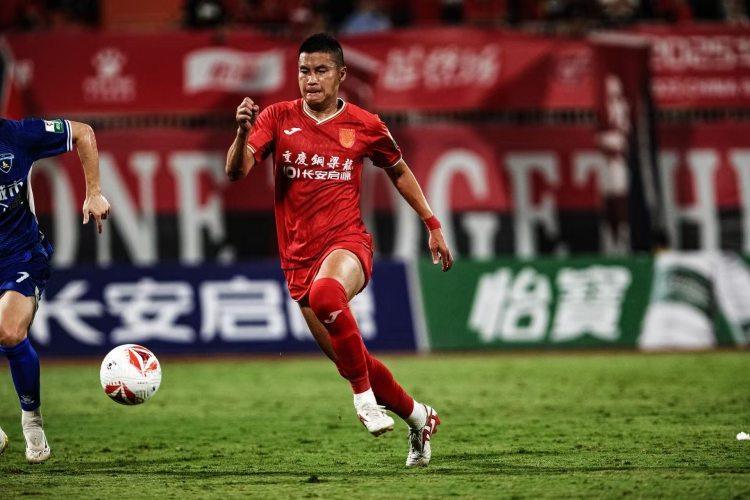 星空体育官方入口-感动重庆 | “绿茵赤子”黄希扬：为家乡而战，为荣誉而拼