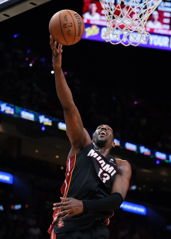 星空体育官方网站-阿德巴约：我的防守表现理应得到认可 媒体评选投票只看盖帽数